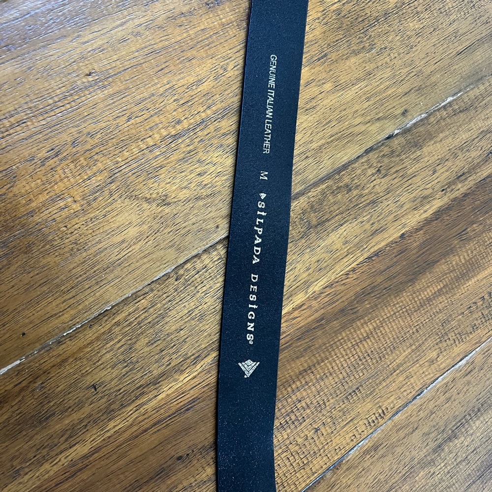 Silpada Black Belt with Gold Textured Floral Buckle - Picture 4 of 4